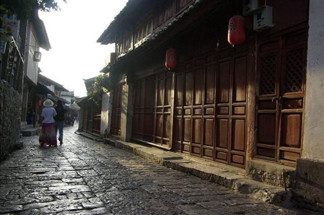 南宁出发：昆明、大理、丽江双飞六日游（纯玩不进店、住准四星酒店）