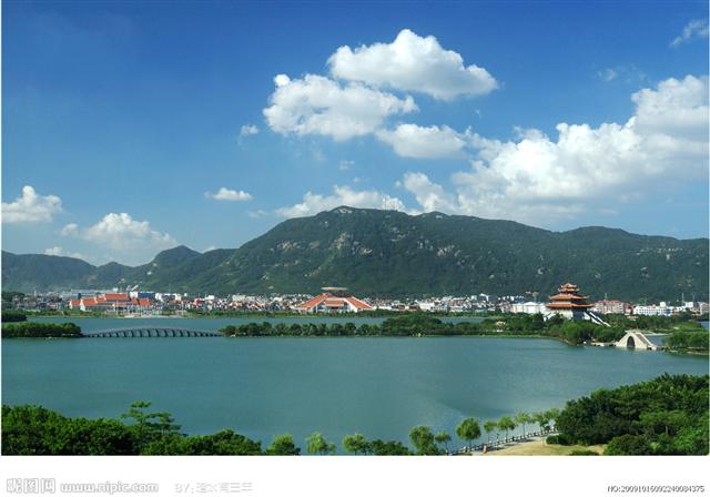 南宁出发：厦门、泉州、石狮、鼓浪屿双飞四日游