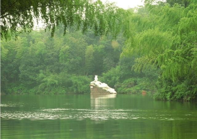 南宁出发：成都武侯祠、杜甫草堂、蜀南竹海双卧七日游